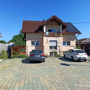Vagon - Studio Near Btc, Stožice Stadium Appartamento